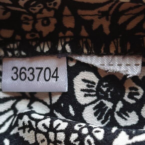 Ann Taylor Loft Black/ Cream Floral V-Neck Sleeveless Mini Dress Size 6 - Picture 5 of 5